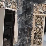 La Maison Blanche A Hermeton Sur Meuse Rum i privatbostad *