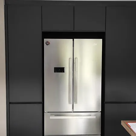 La Maison Blanche A Hermeton Sur Meuse