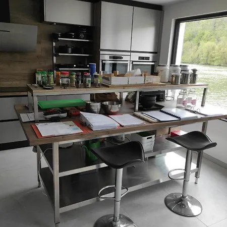 Accommodatie bij particulieren La Maison Blanche A Hermeton Sur Meuse