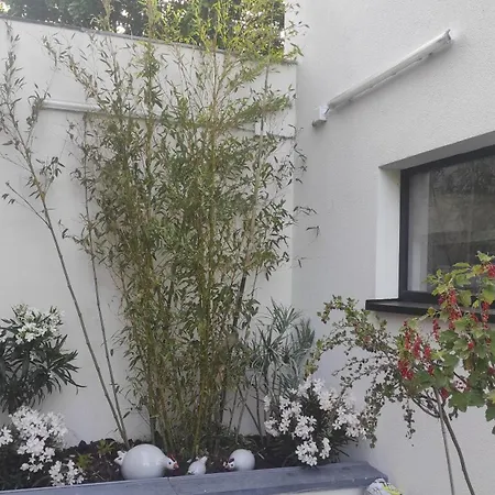 ホームステイ La Maison Blanche A Hermeton Sur Meuse *
