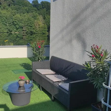 Villa La Maison Blanche A Hermeton Sur Meuse *
