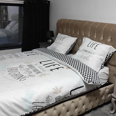 La Maison Blanche A Hermeton Sur Meuse * Hastière-par-delà