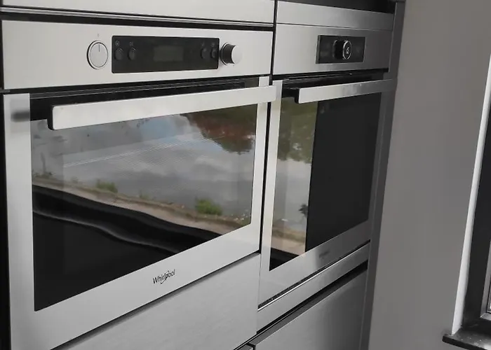 La Maison Blanche A Hermeton Sur Meuse