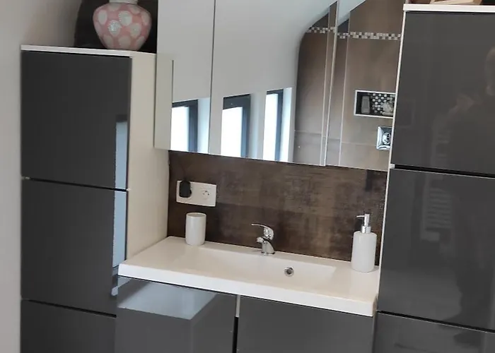 La Maison Blanche A Hermeton Sur Meuse Homestay szállás