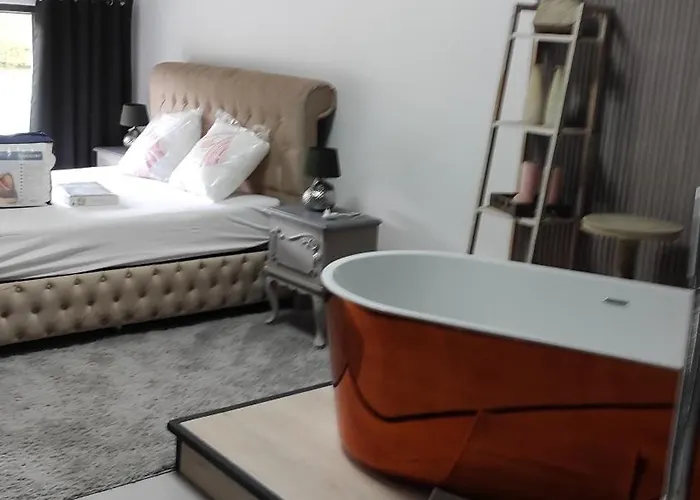 La Maison Blanche A Hermeton Sur Meuse Homestay szállás *