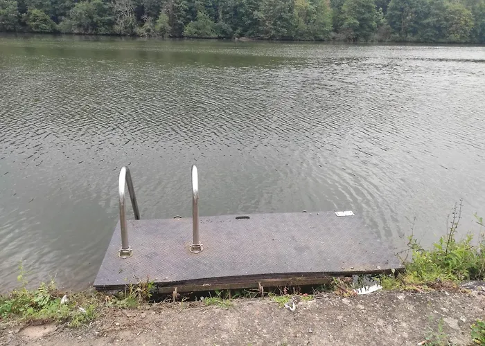 La Maison Blanche A Hermeton Sur Meuse * Hastière-par-delà