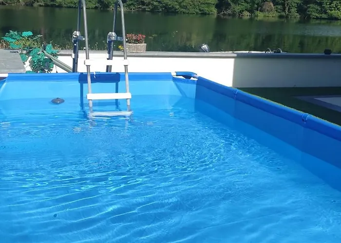 La Maison Blanche A Hermeton Sur Meuse * Hastière-par-delà