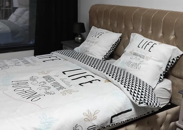 La Maison Blanche A Hermeton Sur Meuse * Hastière-par-delà